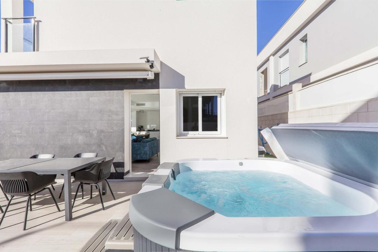 Casa Bos Dolpfin Wellness Luxury Entire Villa Pool & Jacuzzi Gran Alacant Near Beach Puerto Marino Екстер'єр фото
